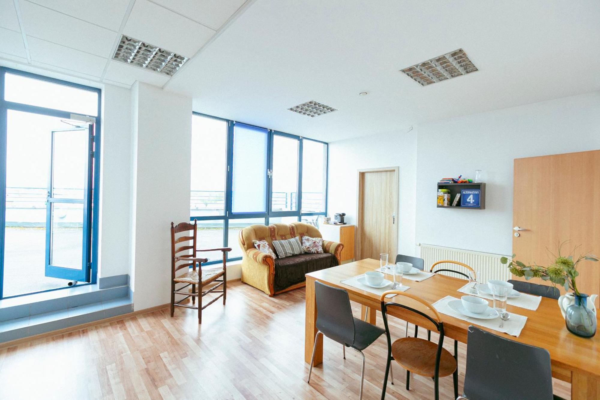 ורשה Hostel Metro Kabaty מראה חיצוני תמונה