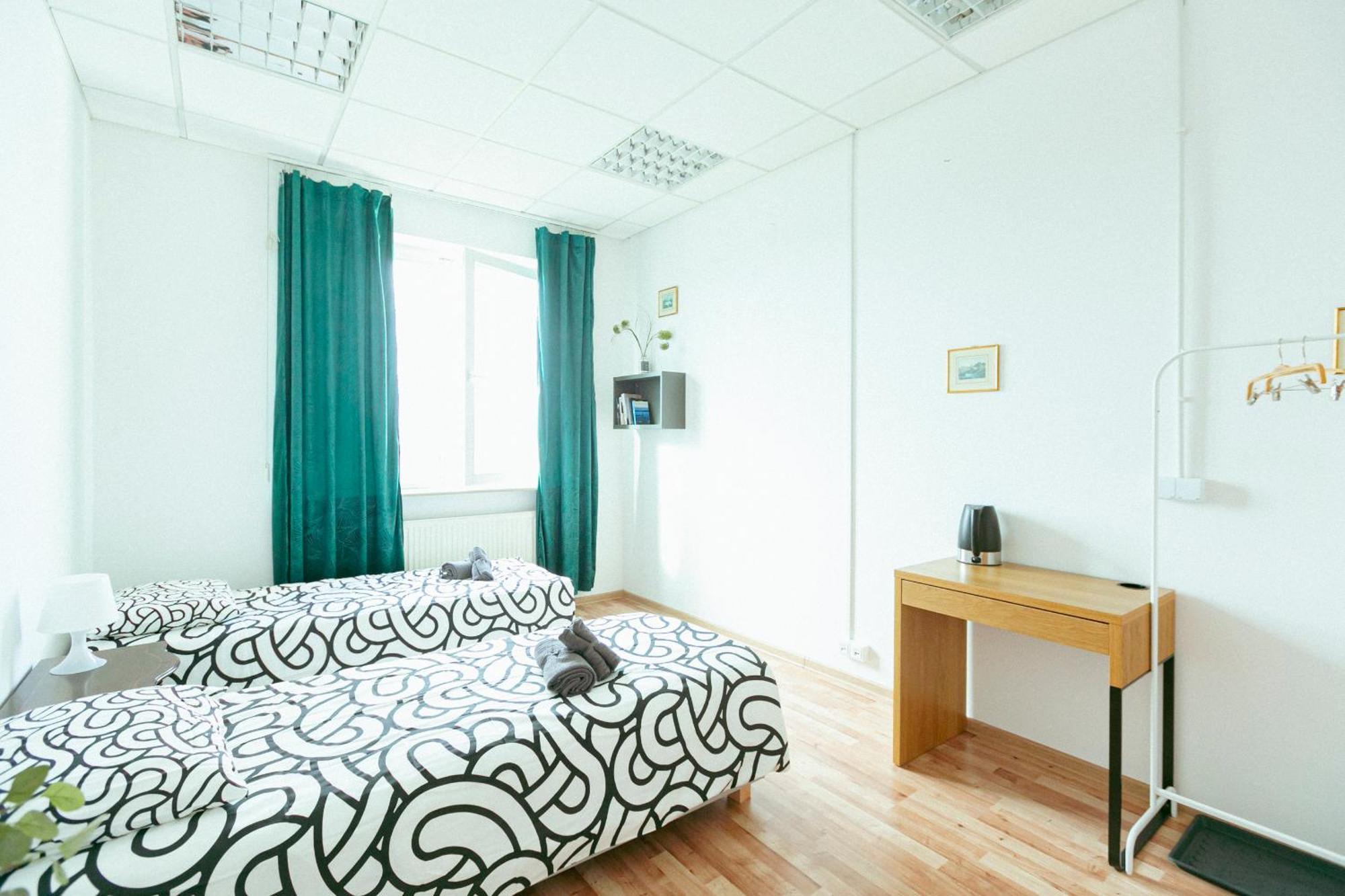 ורשה Hostel Metro Kabaty מראה חיצוני תמונה